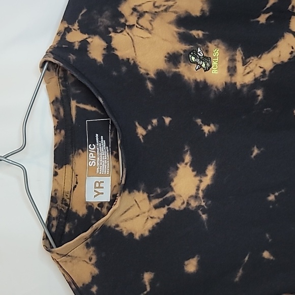 Young & RESTLESS Tie Dye Money Wings Short Sleeve T-Shirt - Picture 2 of 6